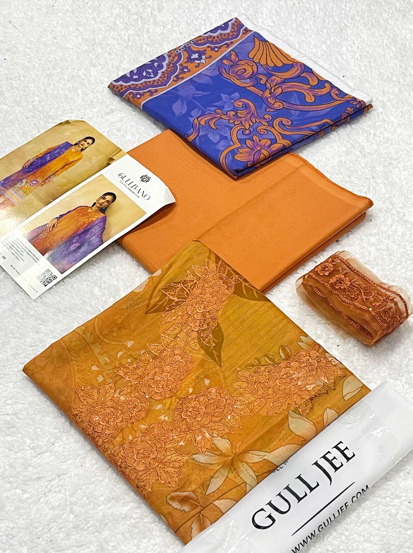 Gull Bano by Gull Jee – Premium Digital Printed Lawn 3 Piece Suit