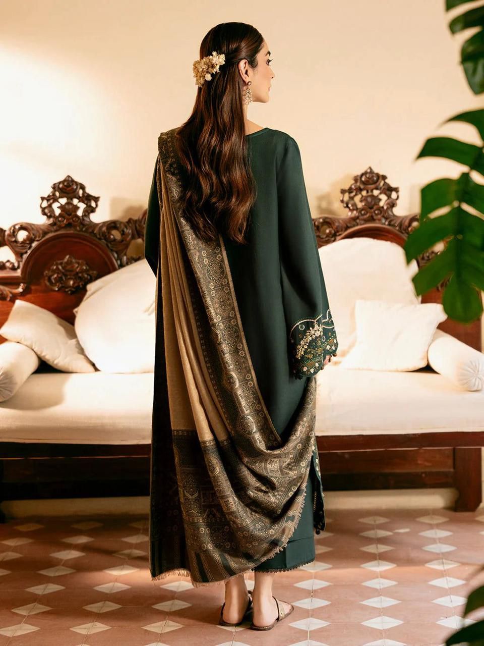 IZEL Luxury Embroidered Lawn Suit – Air Jet Fabric with Voil Dupatta | Summer Collection 2026 👗