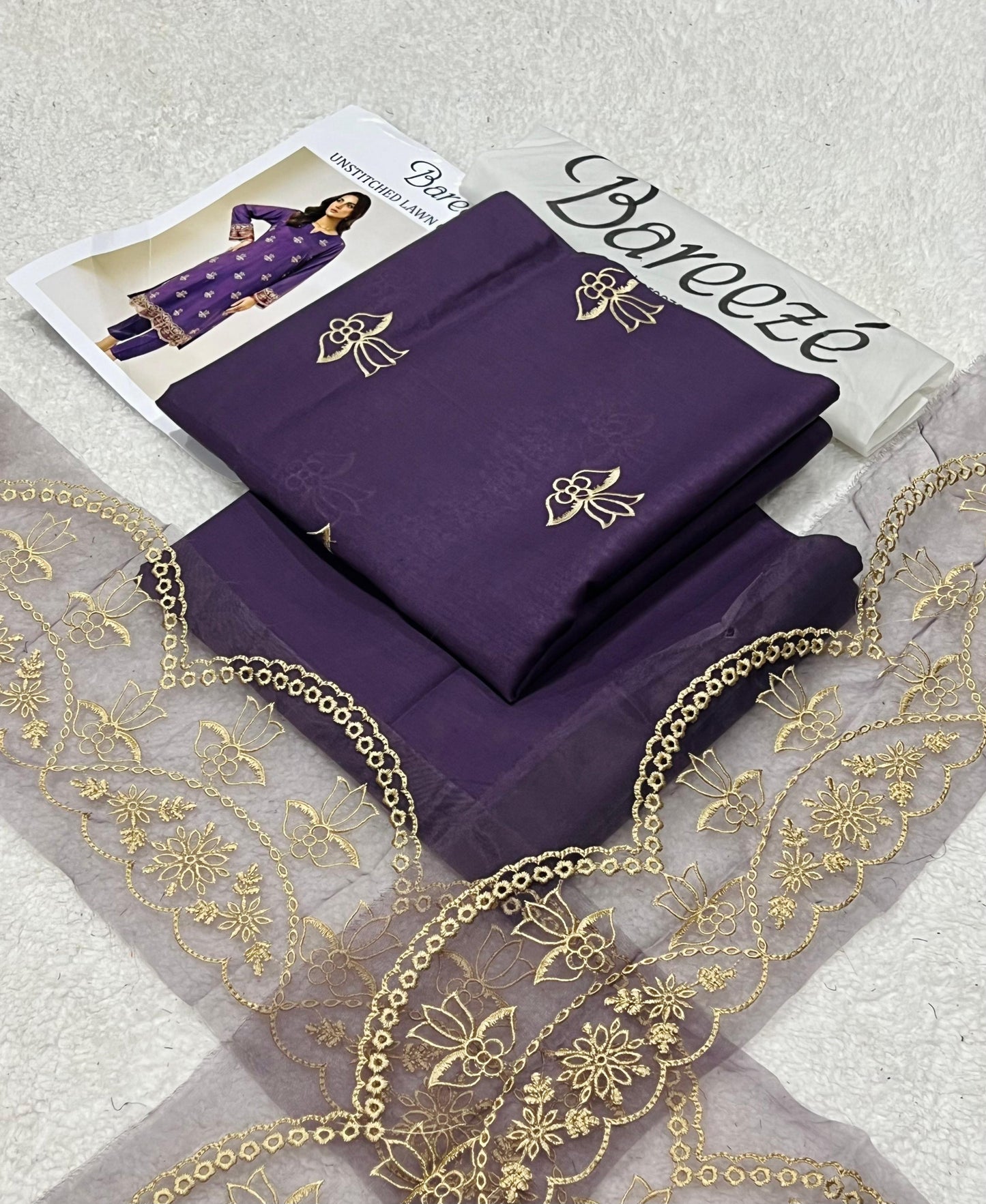 Bareeze Elegant Embroidered Lawn 2 Piece | Soft Summer Collection