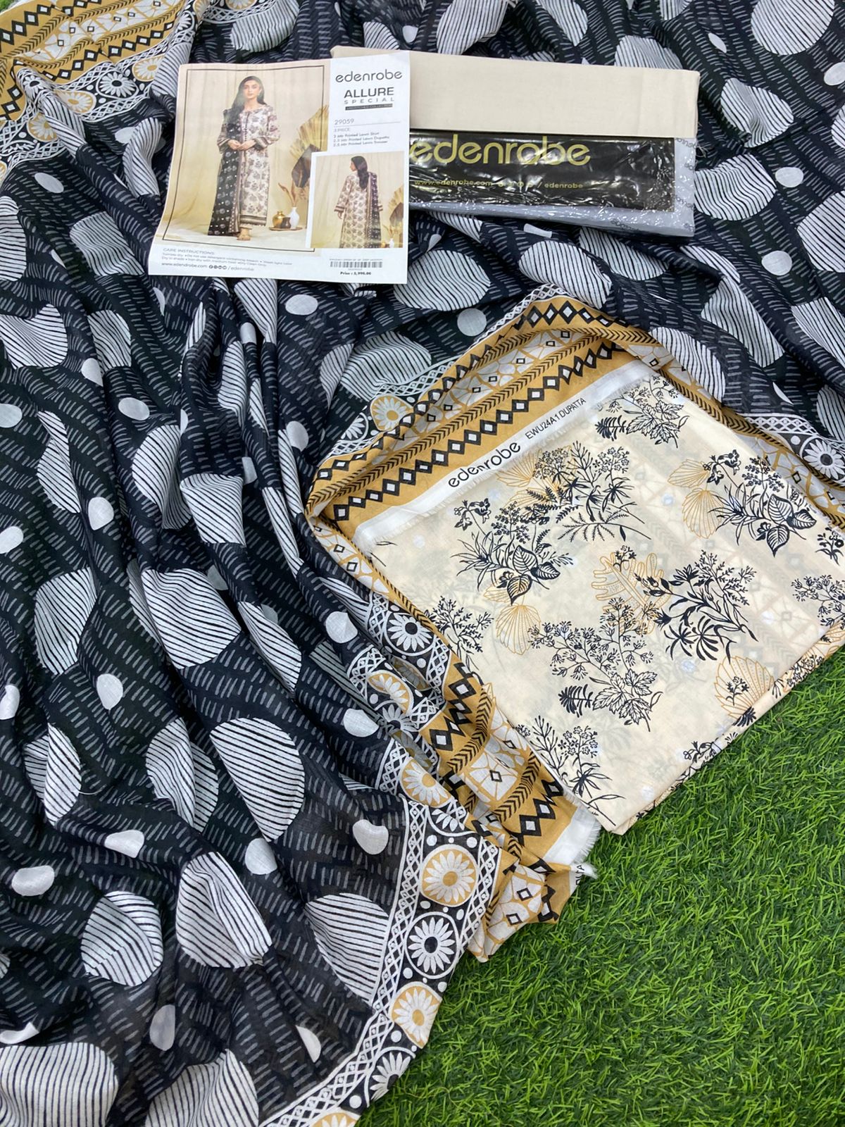 EDENROBE Allure Special – Premium Digital Printed Lawn 3 Piece Suit