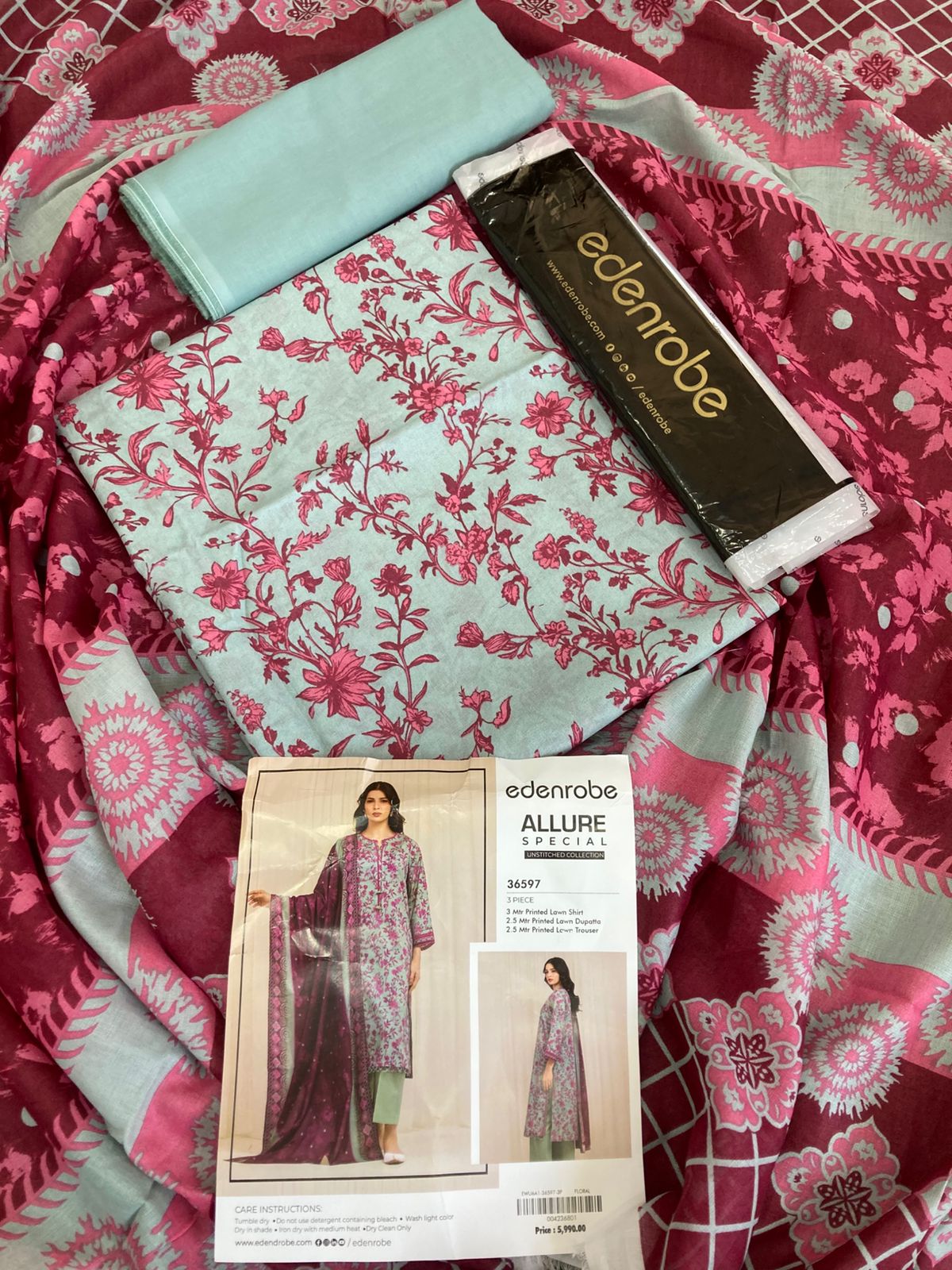 EDENROBE Allure Special – Premium Digital Printed Lawn 3 Piece Suit