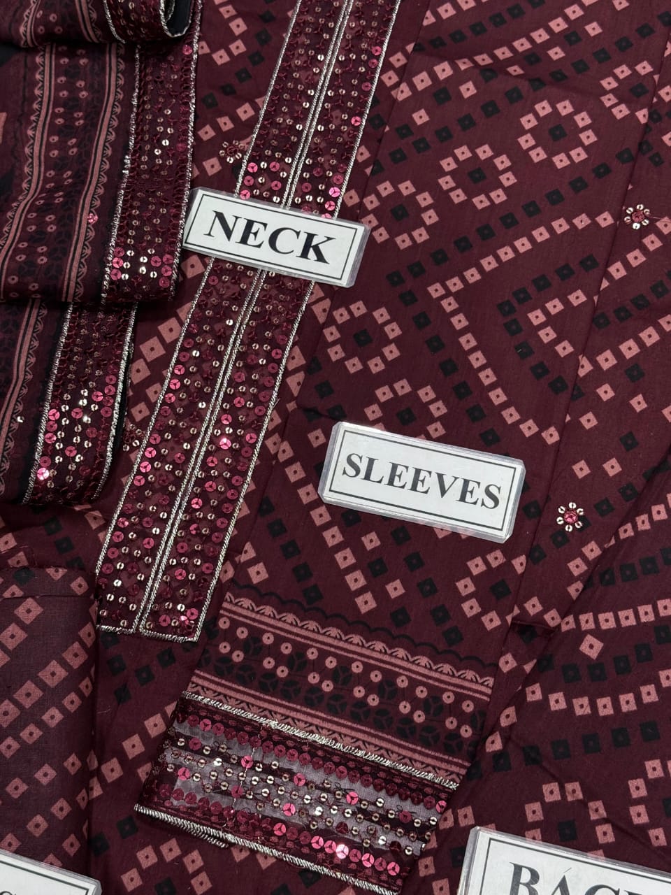 Jazmin Unstitched Lawn Suit with Chiffon Dupatta – Replica Collection